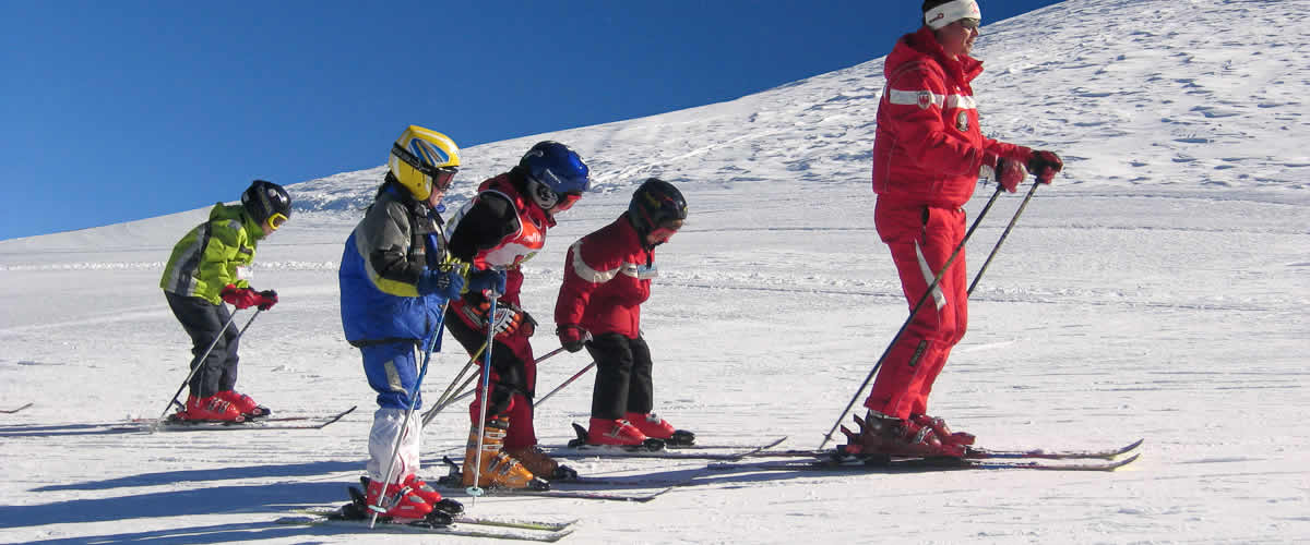 Ski lessons children. Book online and in advence